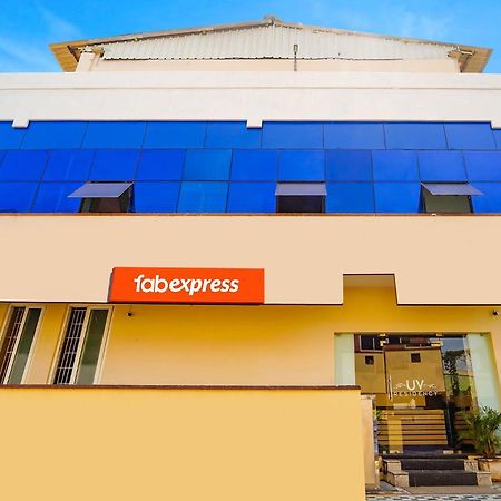 Fabexpress Uv Residency - 700M From Coimbatore International Airport Irugur Dış mekan fotoğraf